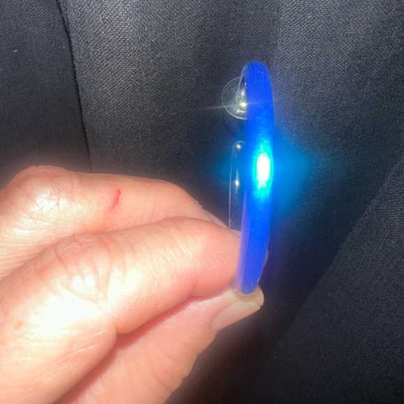 ALEXIS BITTAR 100% Authentic Cerulean Blue Lucite Hoop Earrings. NWOT - Picture 4 of 12